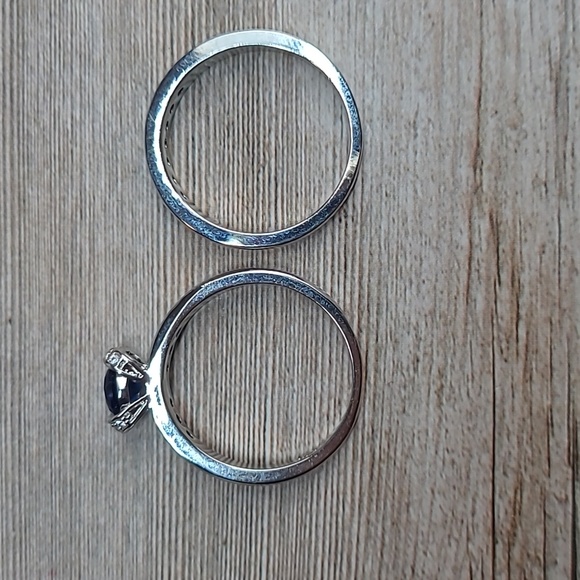 BLUE SAPPHIRE AND SILVER TWO PIECE RING SET - Picture 5 of 8